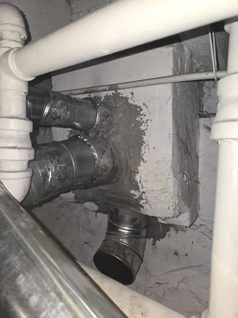 Vent connectors at the chimney wall in Bloomsbury